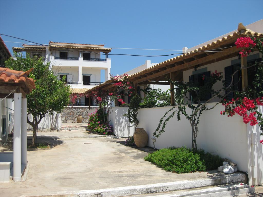 Maravelias House Hotel Archangelos  Buitenkant foto